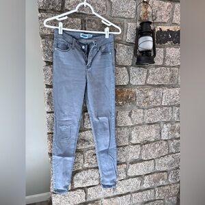 Old Navy Rockstar Super Skinny High Rise pants - Women’s size 2 - gray/blue